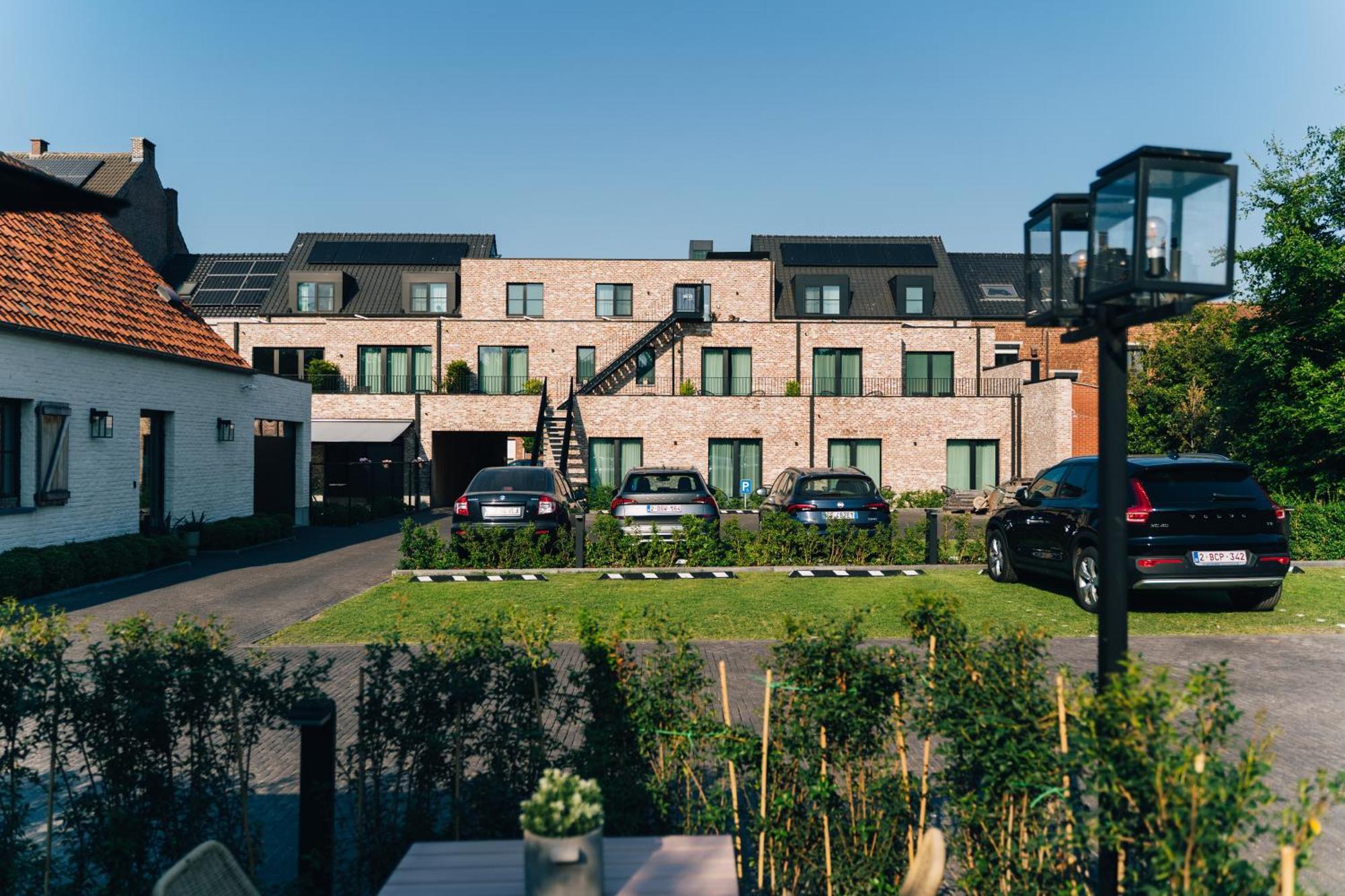 Factory Hotel Beveren  Exterior photo